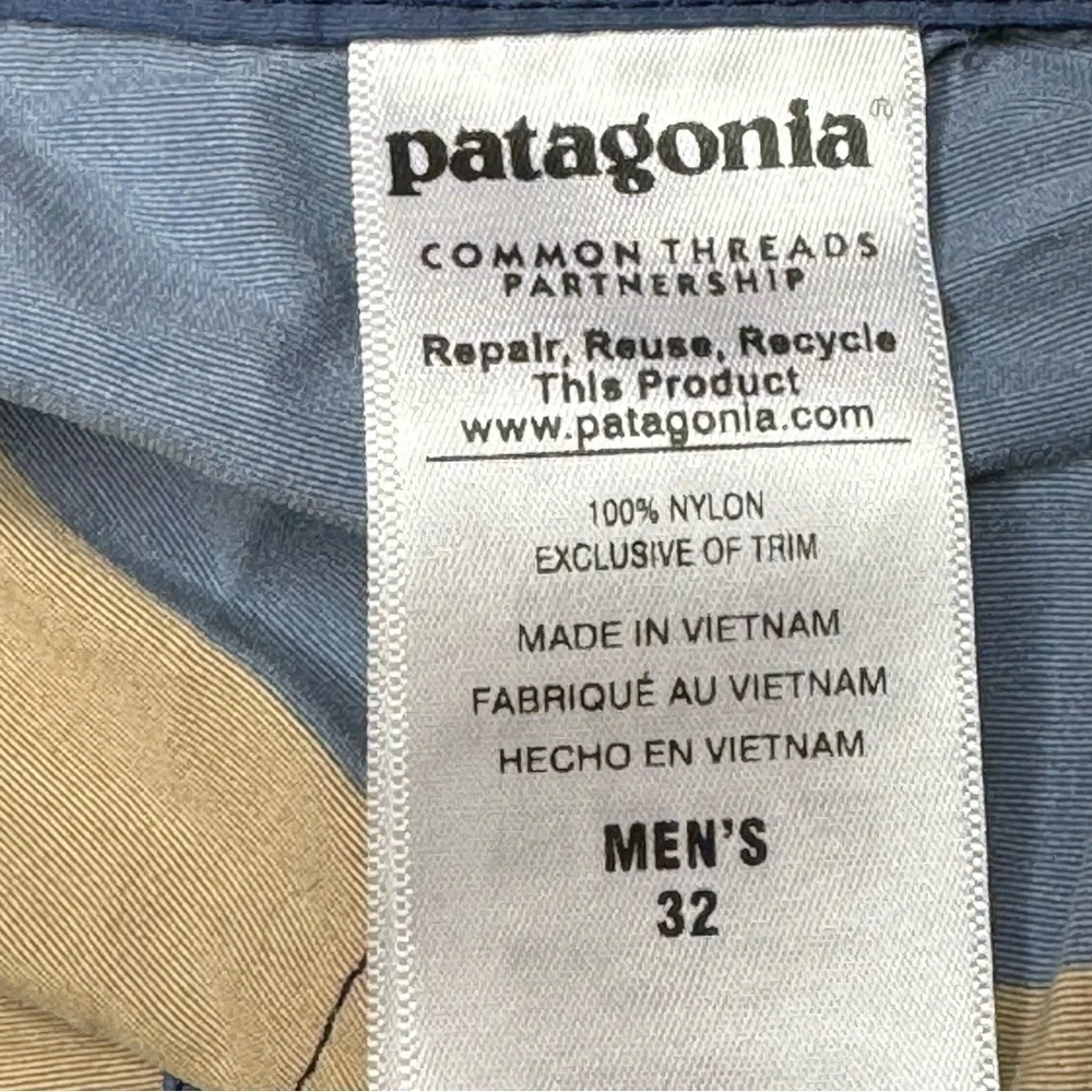 Patagonia Wavefarer Engineered Board Short size 32